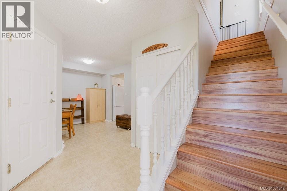 #119 793 MEAFORD AVE - 24