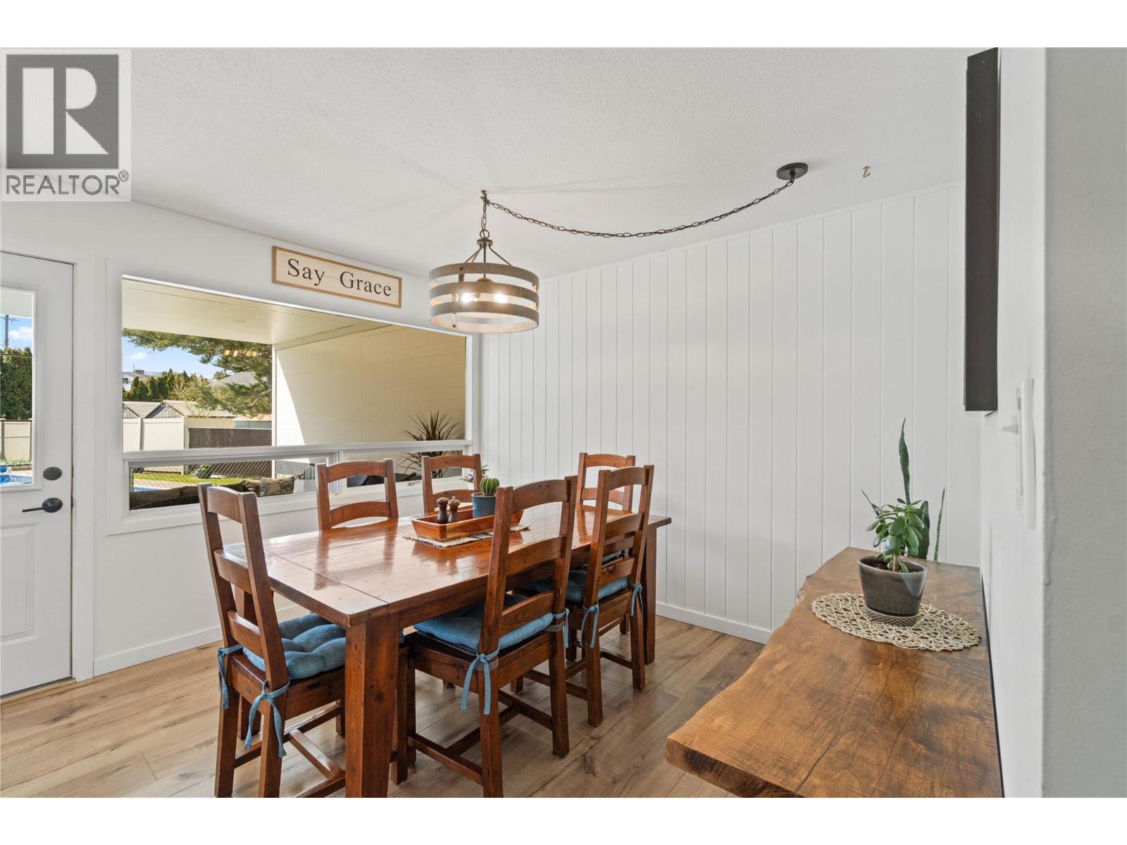 146 CURLEW PLACE - 18