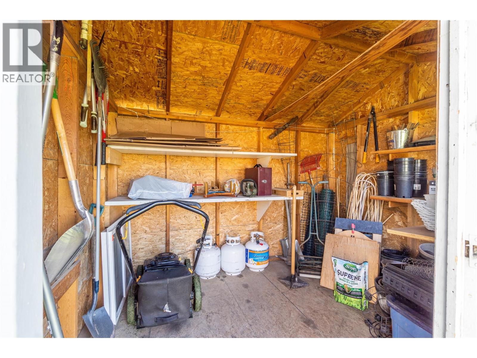 146 CURLEW PLACE - 44