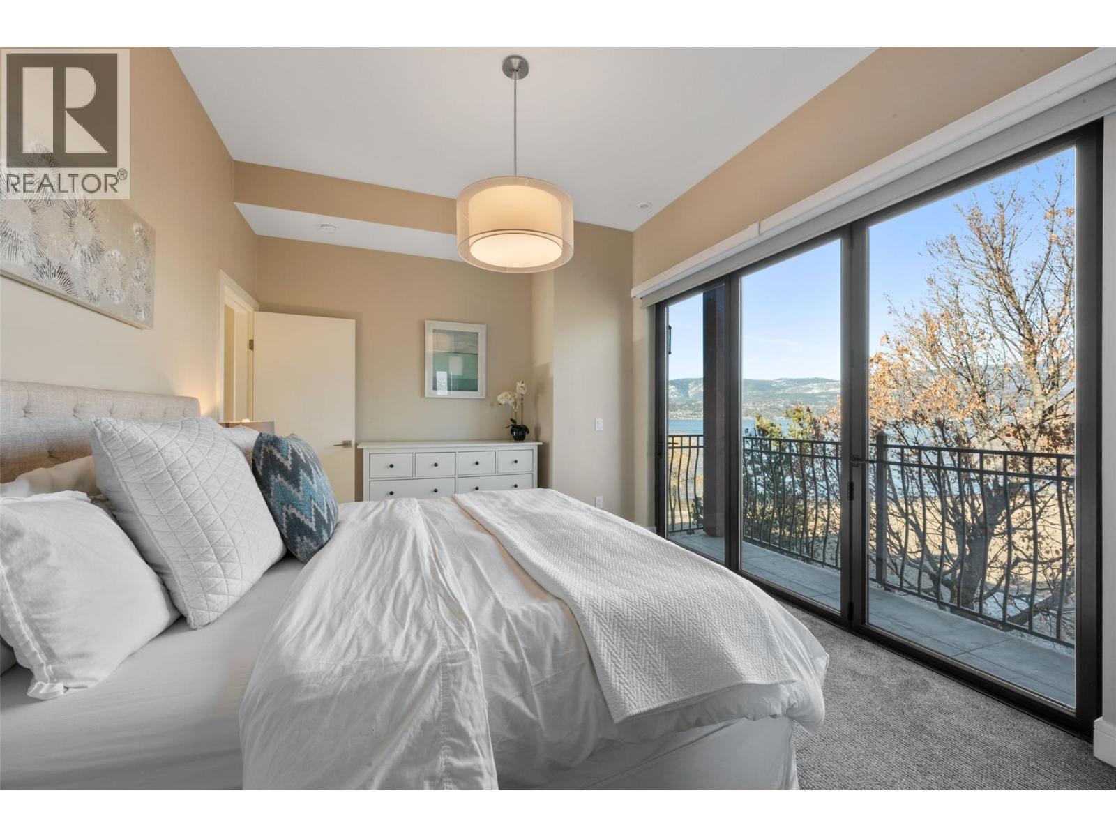 3756 Lakeshore Road Unit# 18, Kelowna