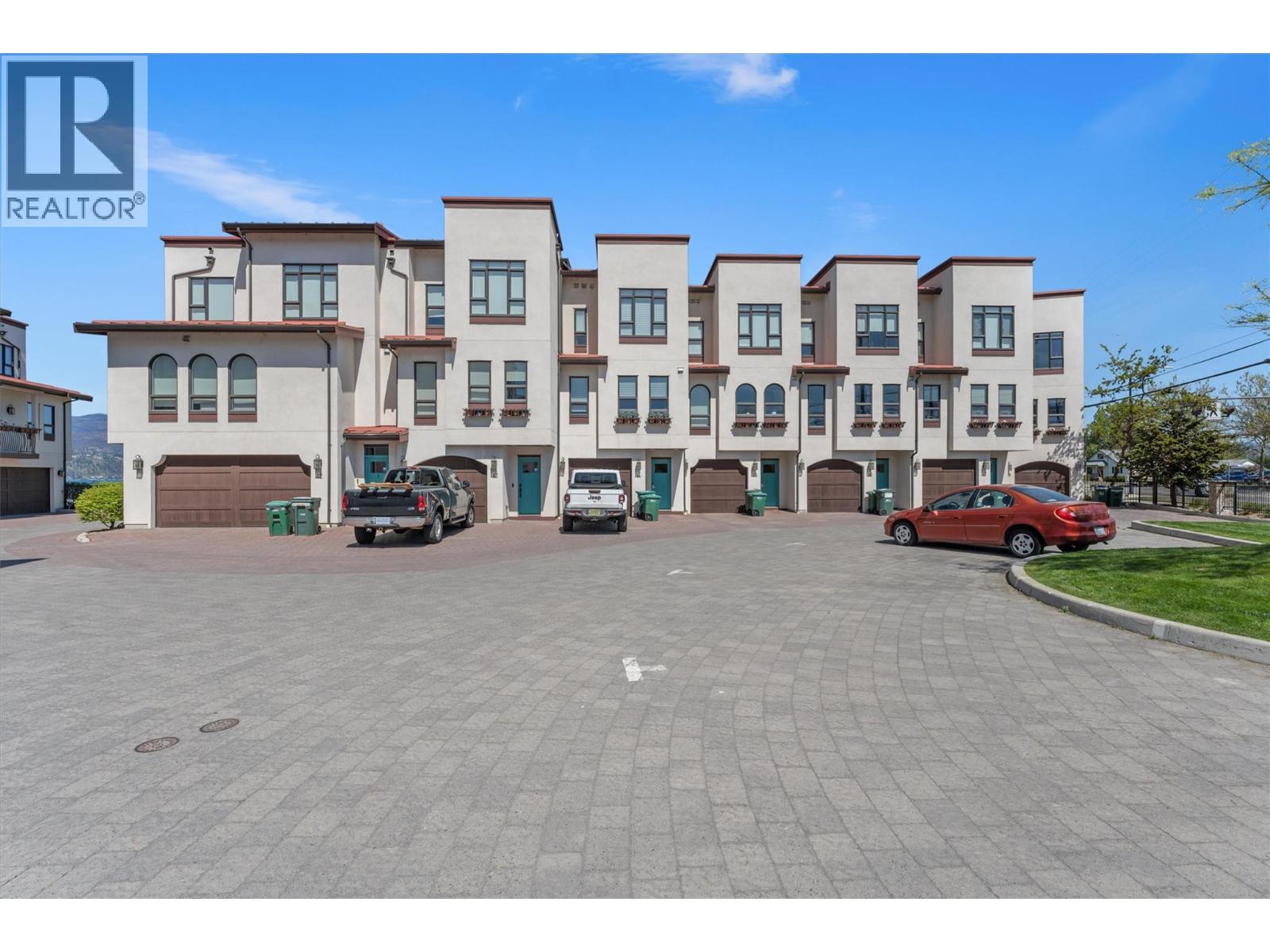 3756 Lakeshore Road Unit# 18, Kelowna