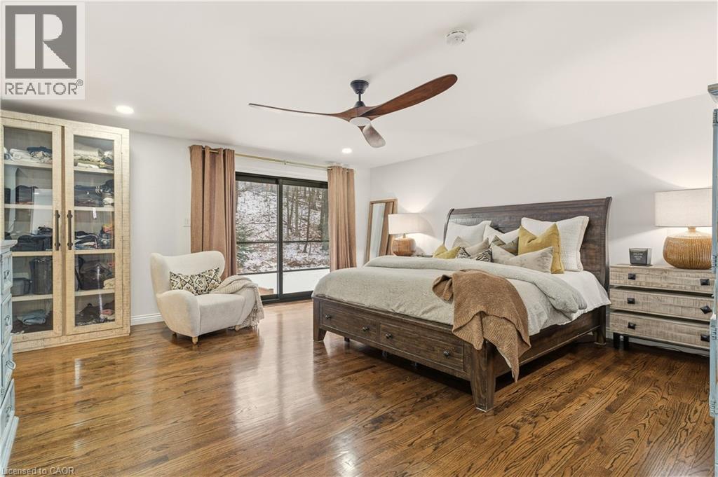 82 MAPLE DRIVE - 27