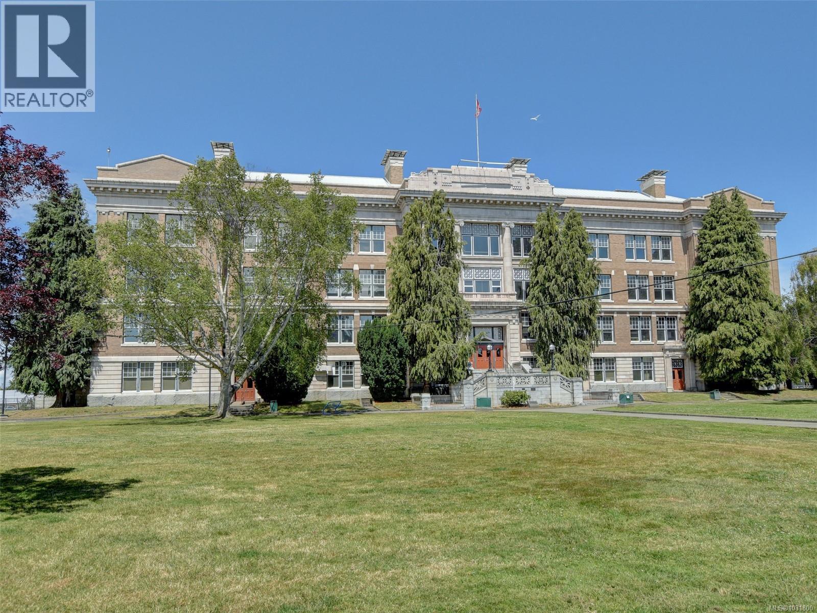 Vic High