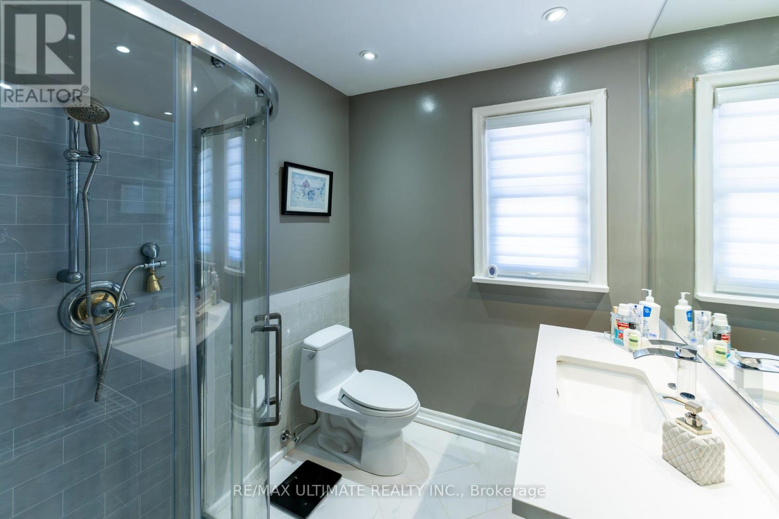 21 BENWAY DRIVE - 28