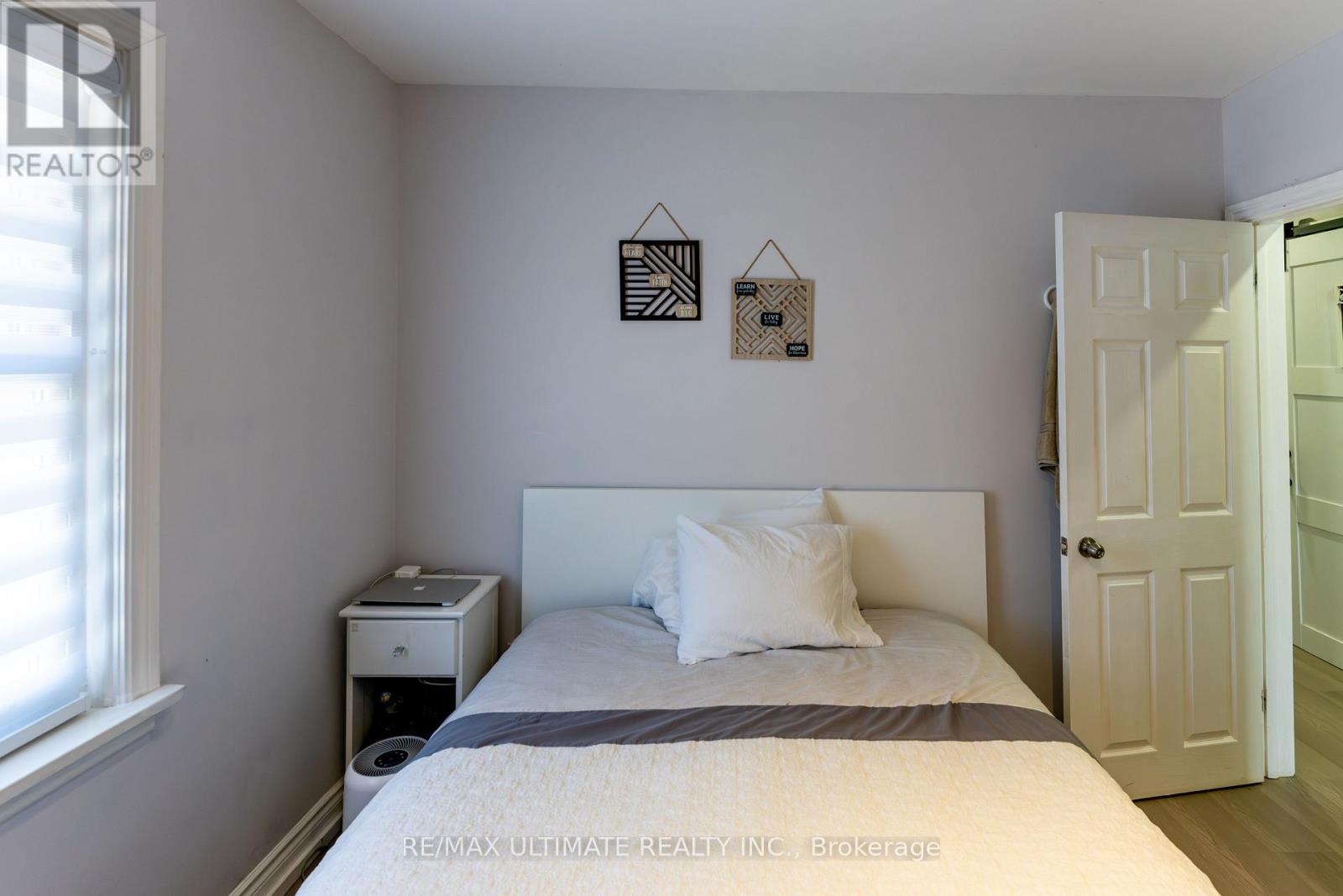21 BENWAY DRIVE - 22