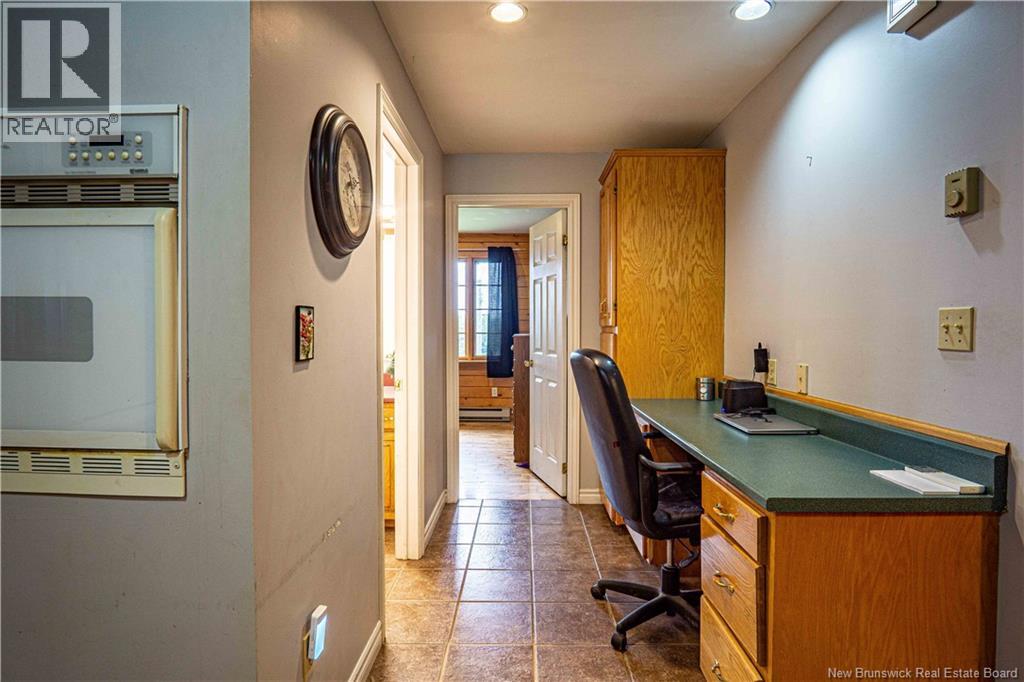4751 Route 104 — photo 9