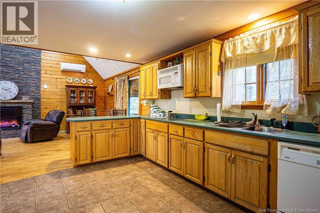 4751 Route 104 — photo 8