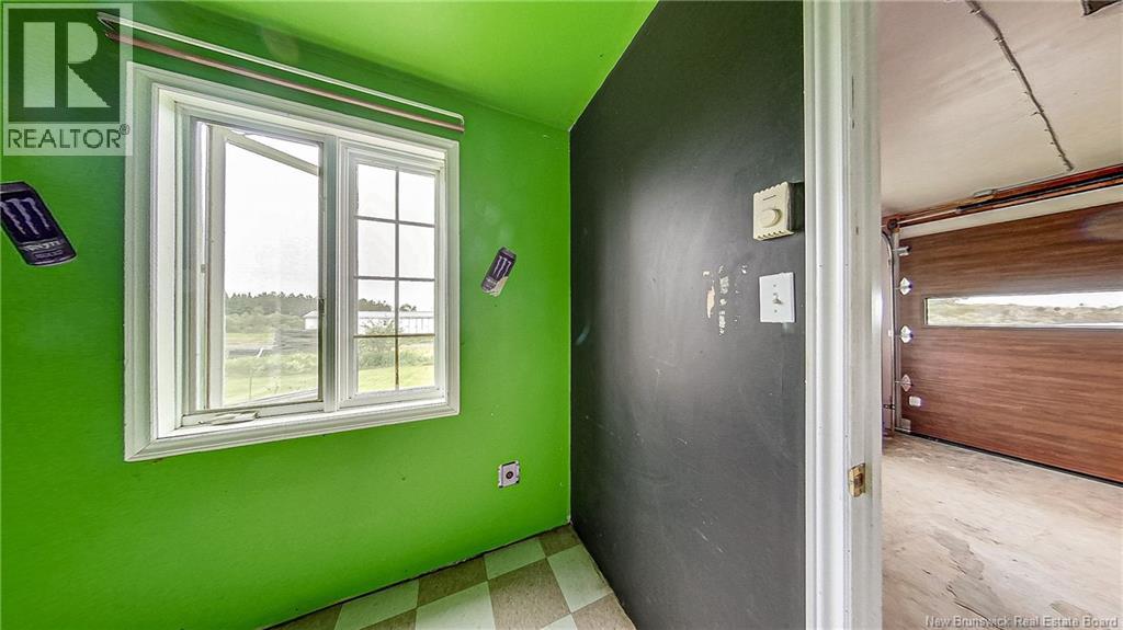 4751 Route 104 — photo 38