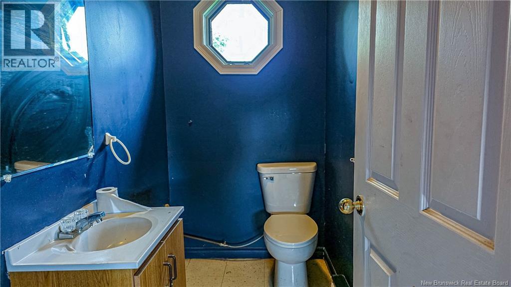 4751 Route 104 — photo 36