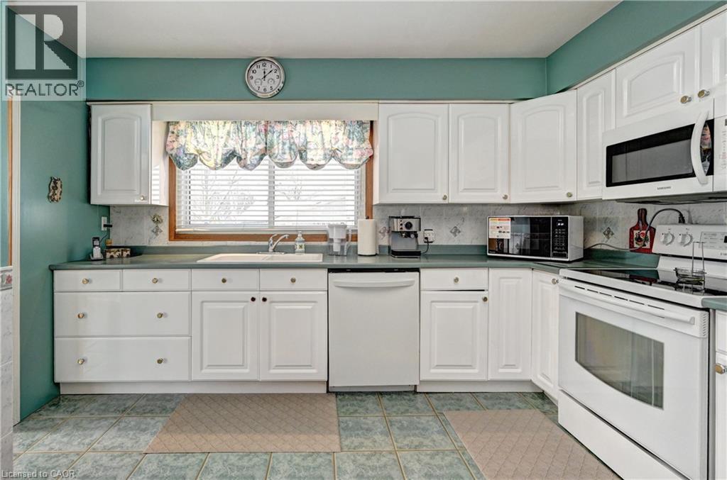 132 FOREST HILL Drive — photo 14