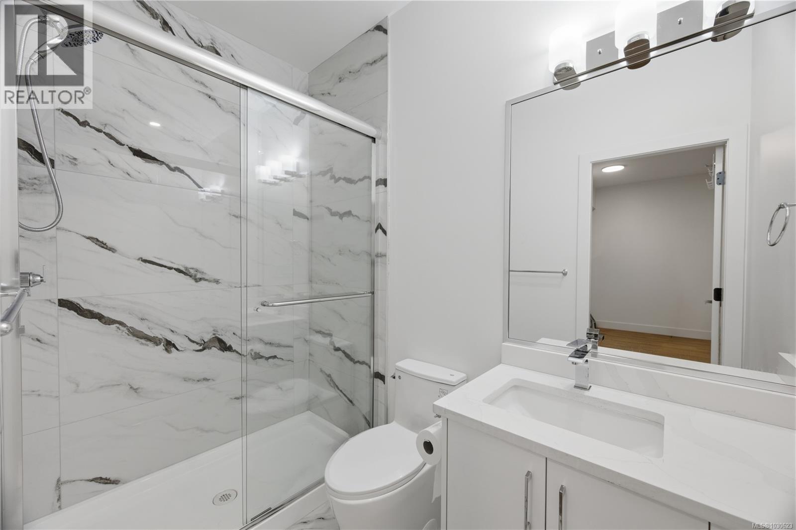  2090 Kingbird Drive, Langford