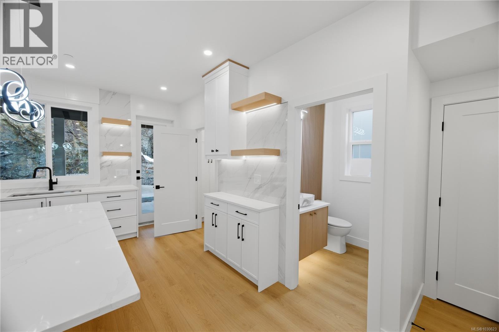  2090 Kingbird Drive, Langford
