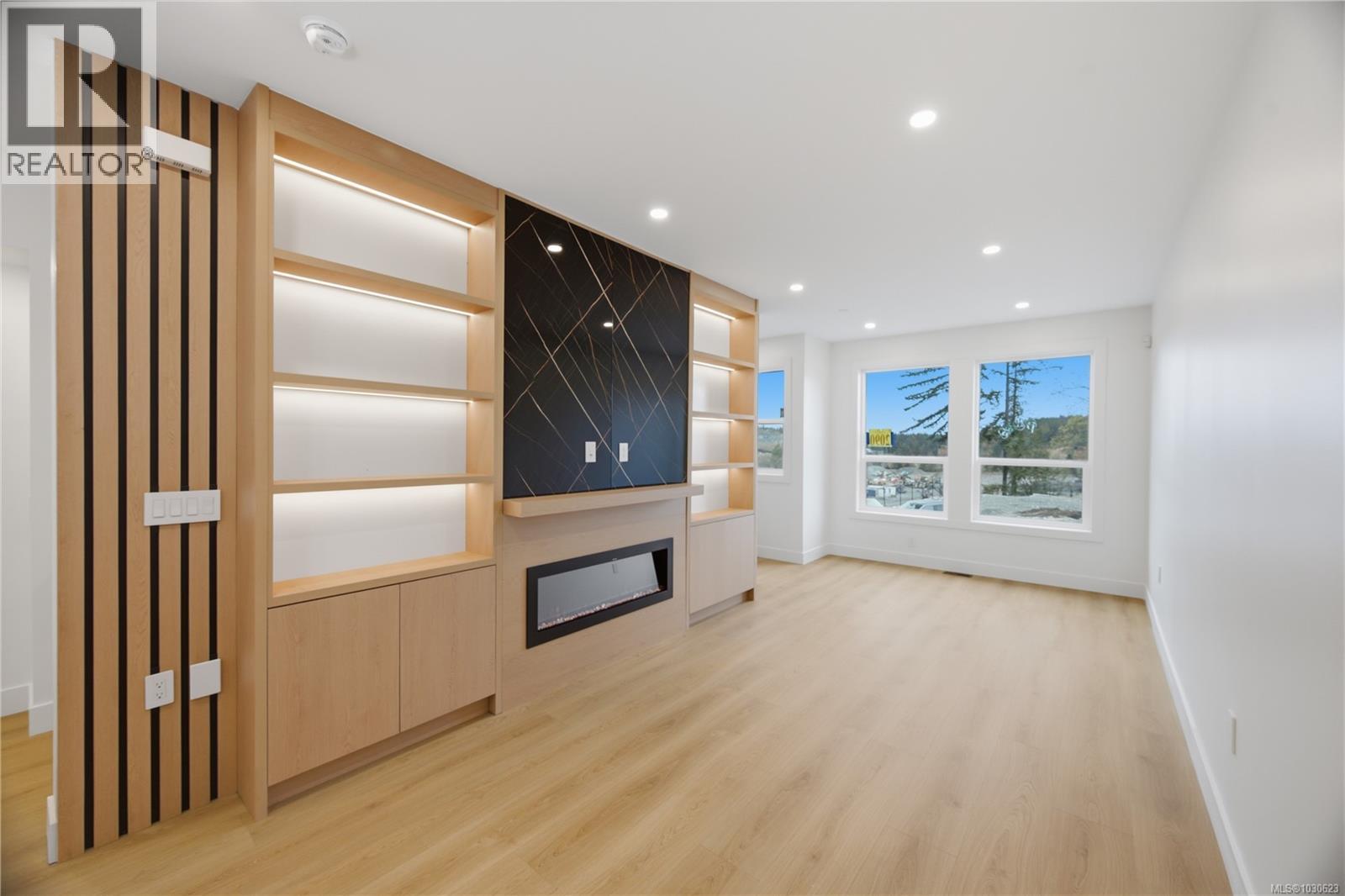  2090 Kingbird Drive, Langford