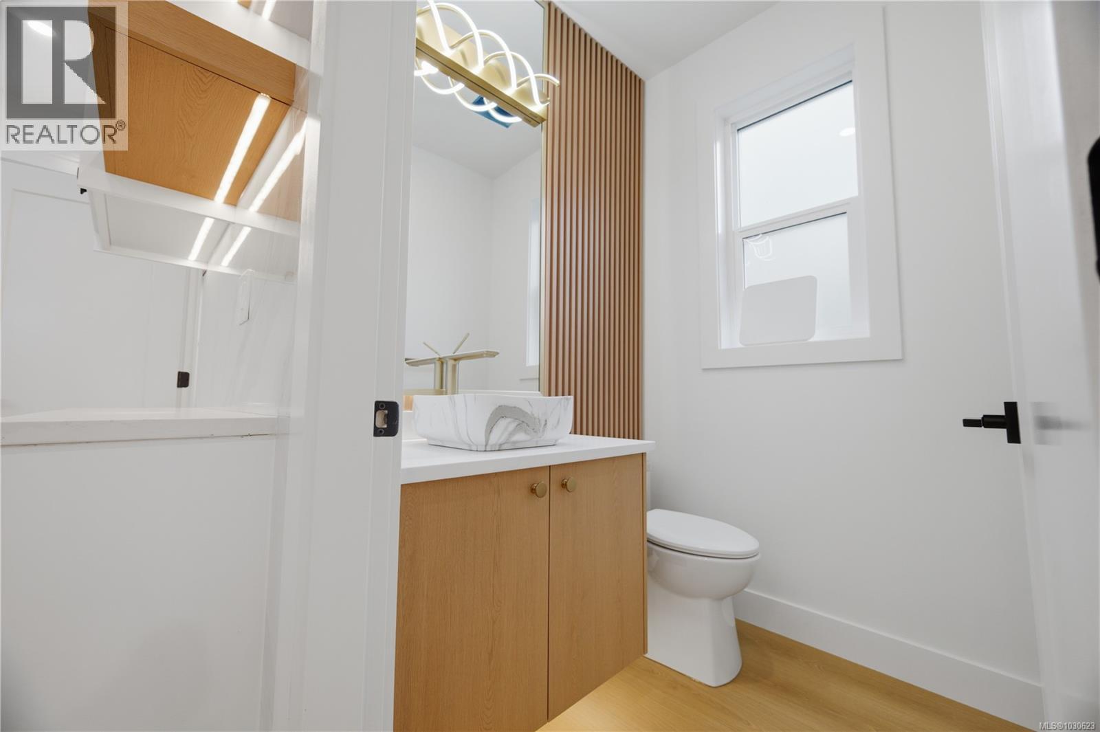  2090 Kingbird Drive, Langford