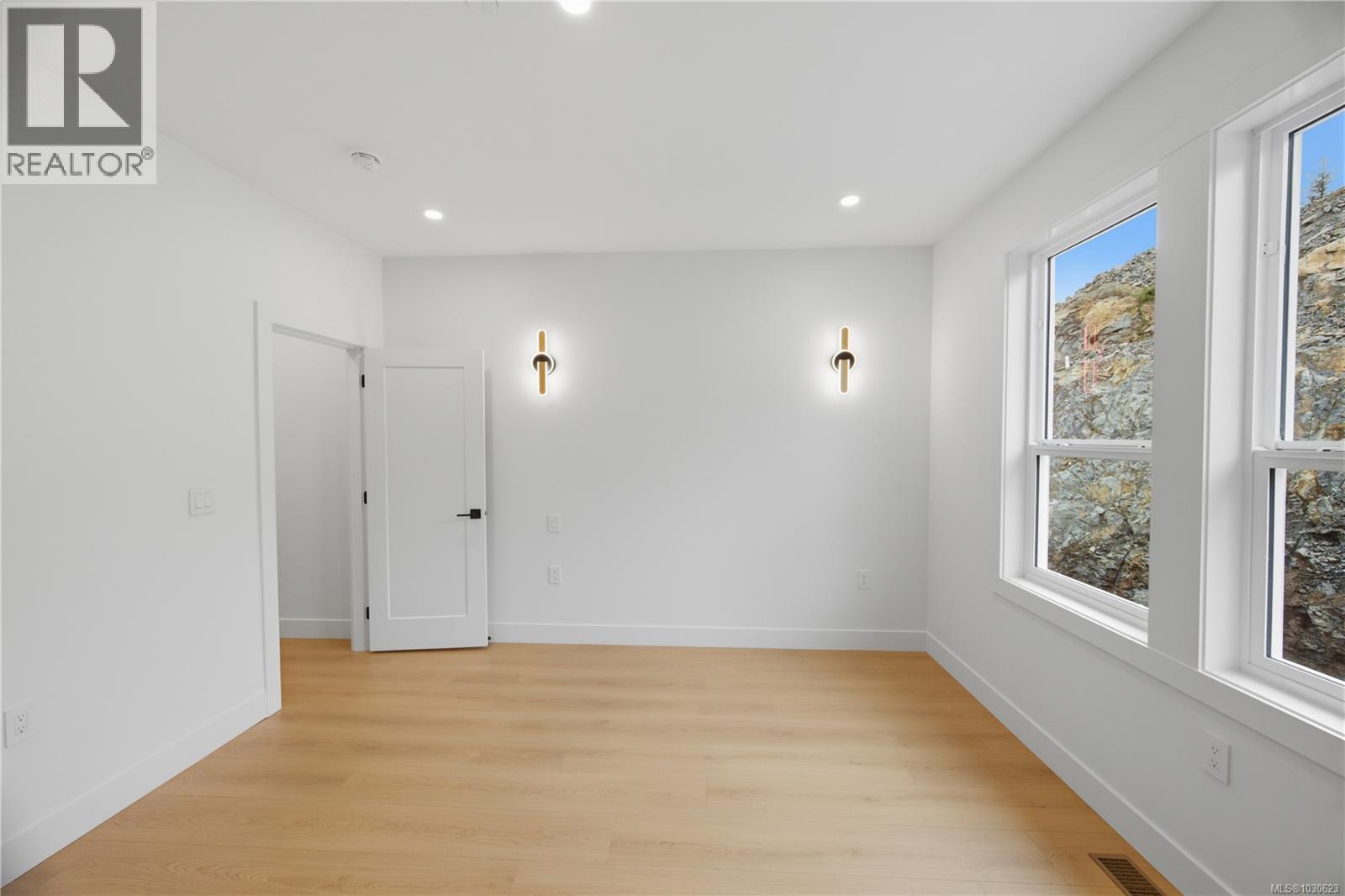  2090 Kingbird Drive, Langford