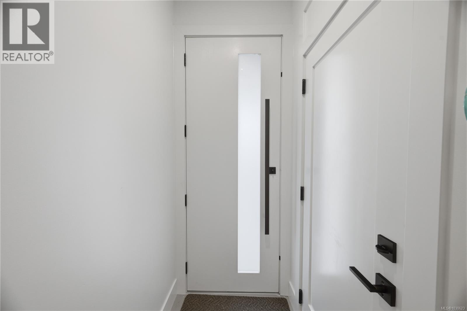  2090 Kingbird Drive, Langford