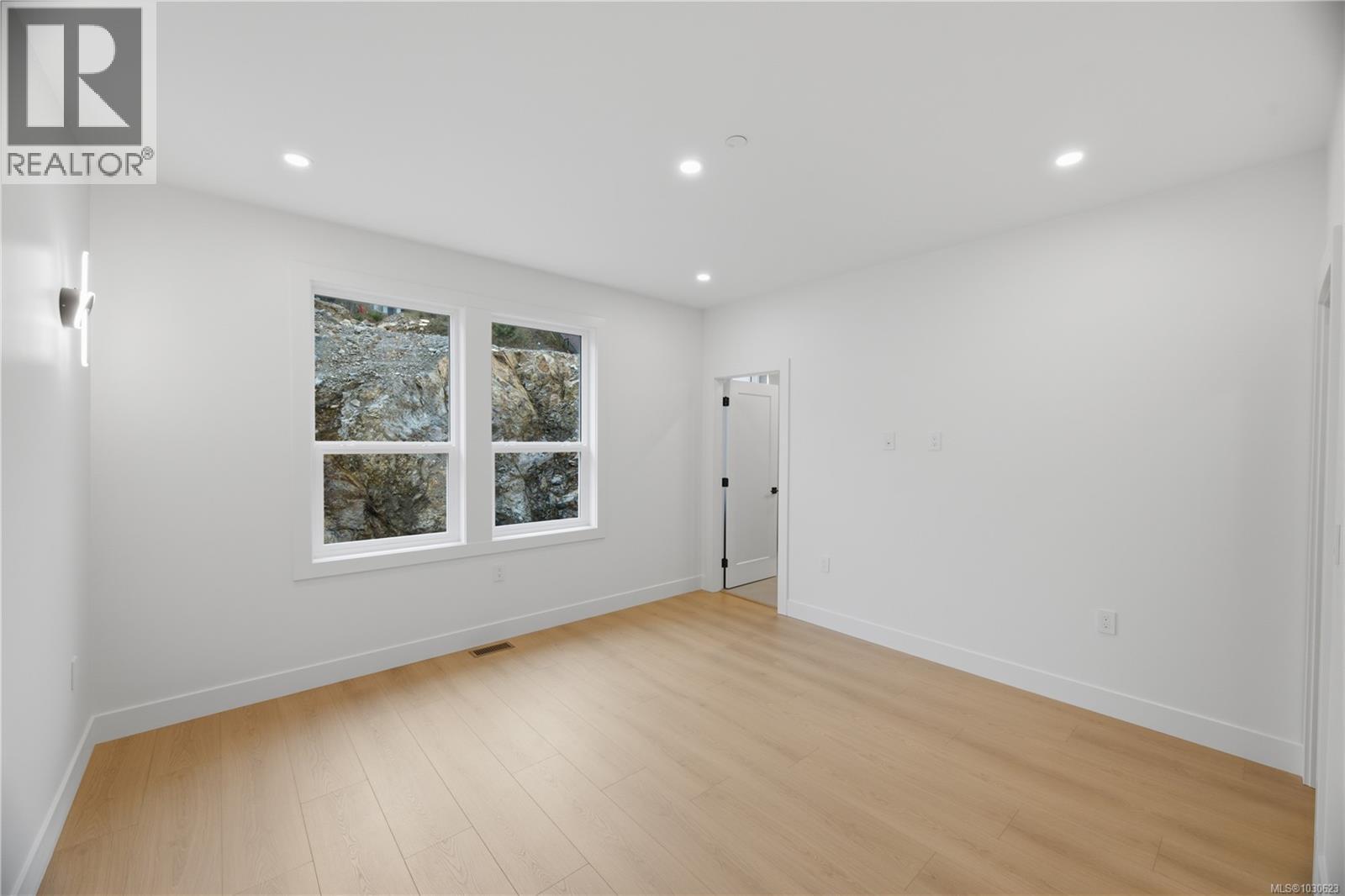  2090 Kingbird Drive, Langford