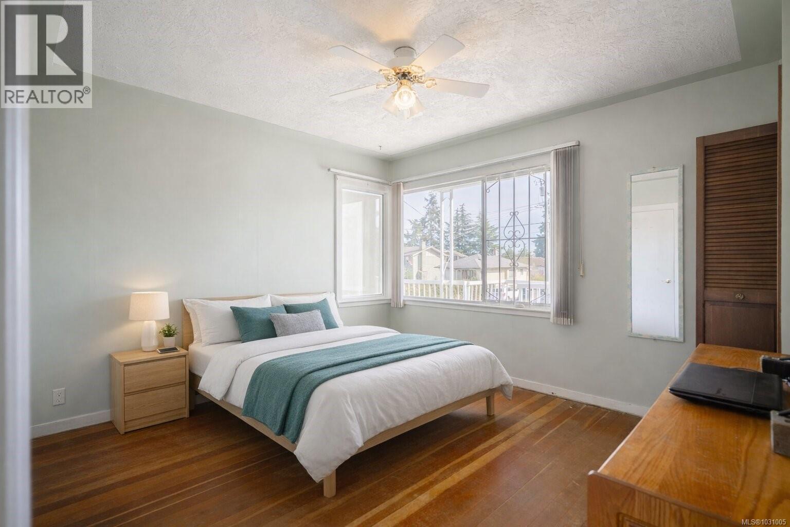 464 Renfrew St - 13