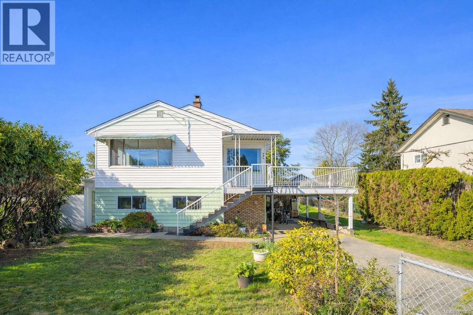 464 Renfrew St - 1