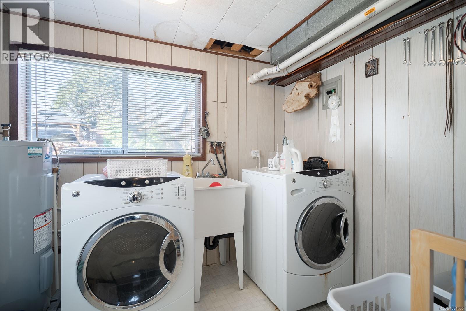 464 Renfrew St - 24