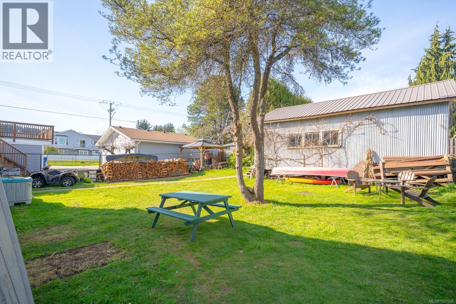464 Renfrew St - 4