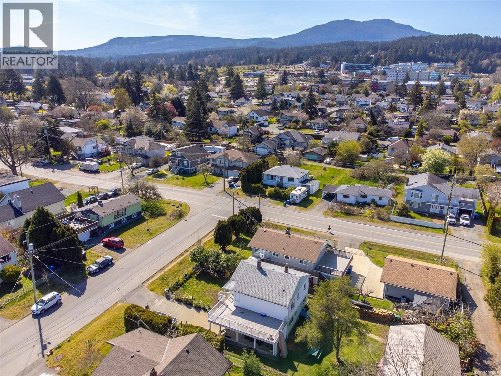 464 Renfrew St - 45
