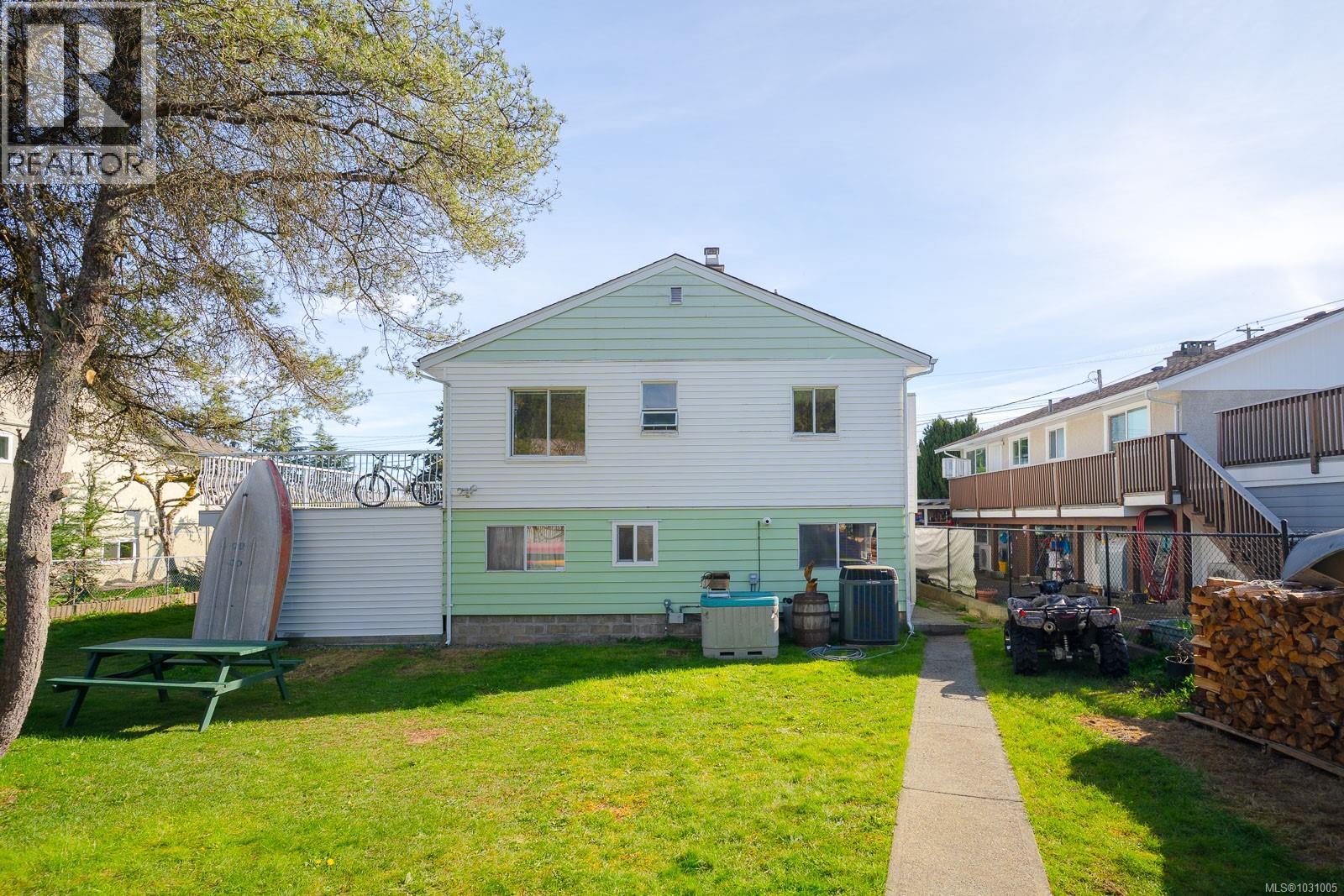 464 Renfrew St - 34
