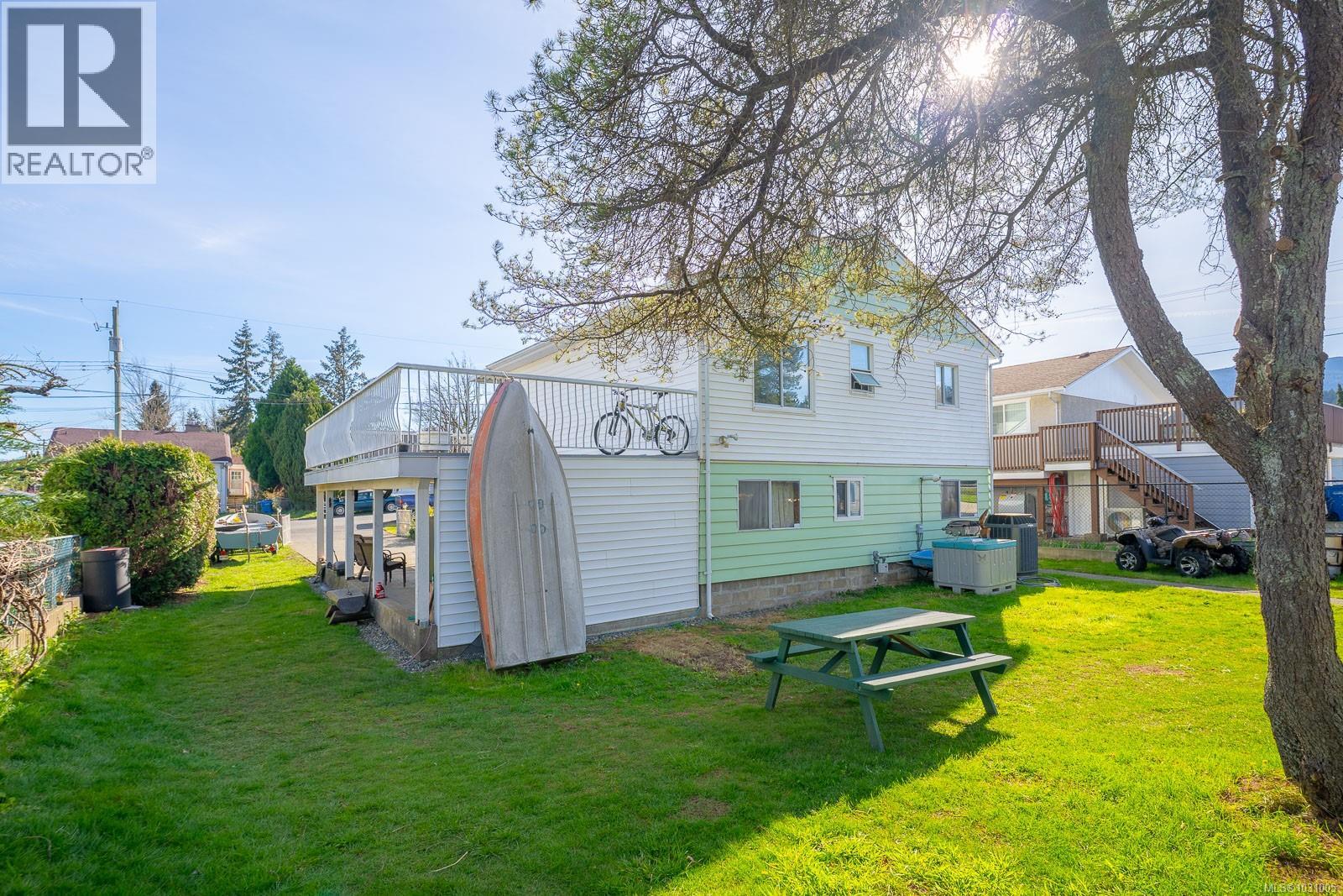 464 Renfrew St - 36