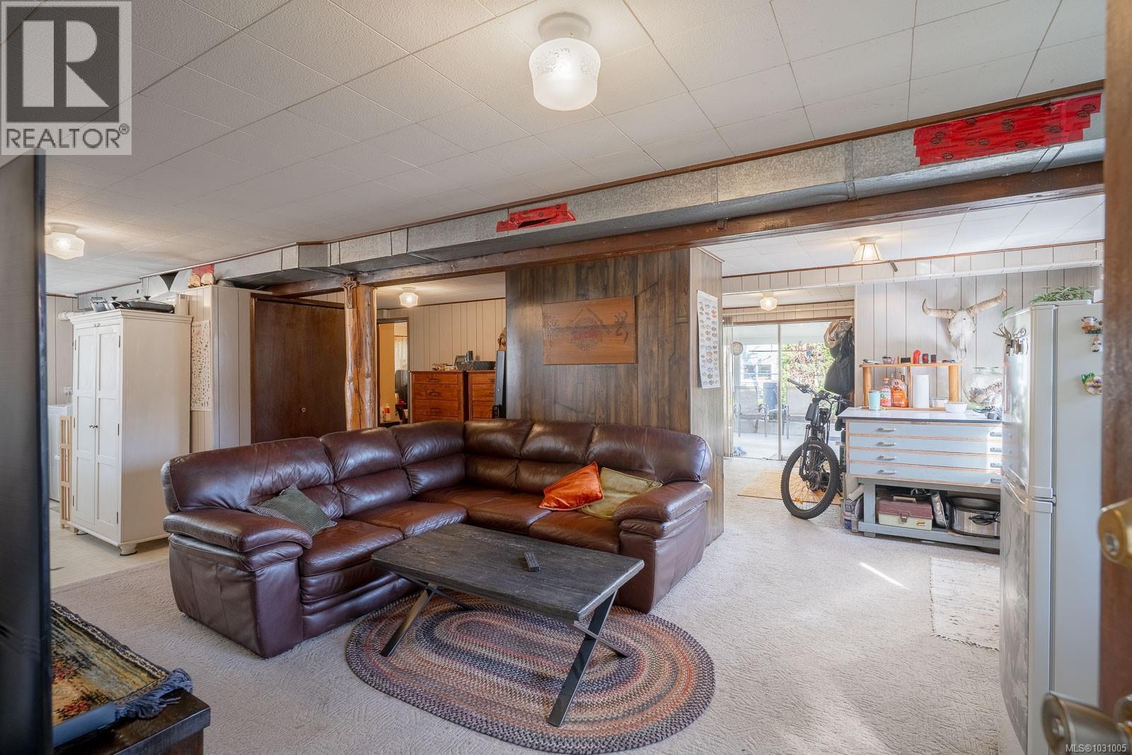 464 Renfrew St - 18