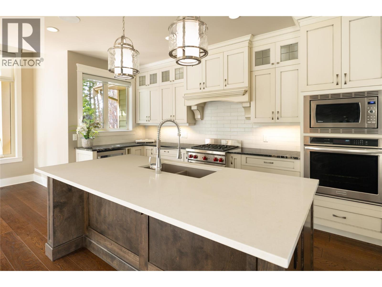  4149 Gallaghers Fairway South, Kelowna