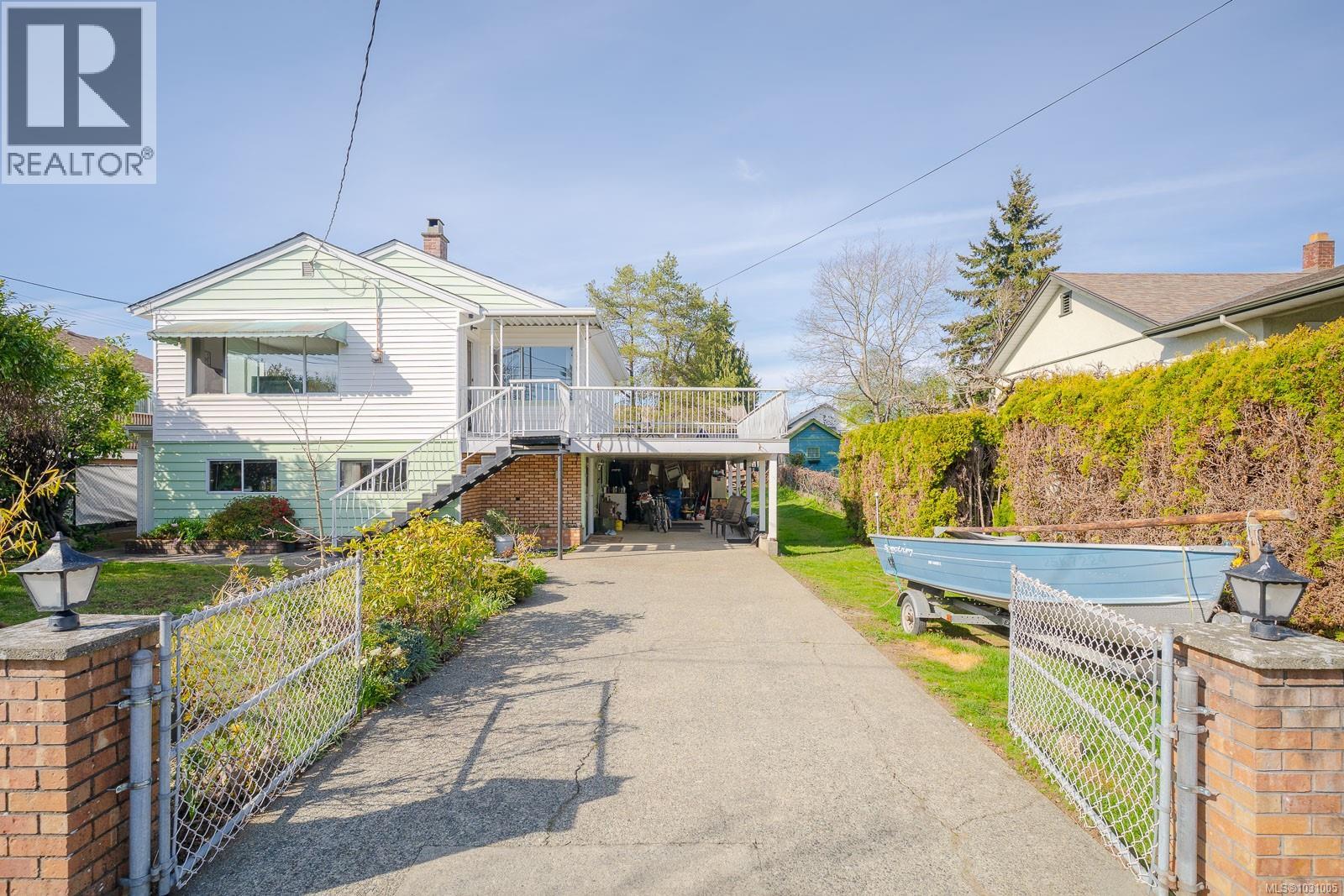 464 Renfrew St - 37