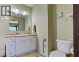7774 Sunset Dr, Lake Cowichan, BC V0R2G0 Photo 20