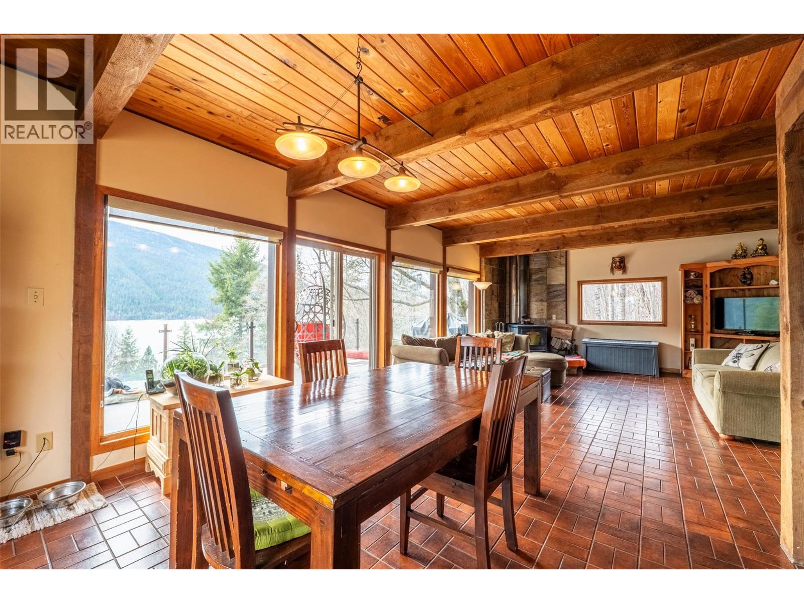 3169 Bainbridge Road - 8