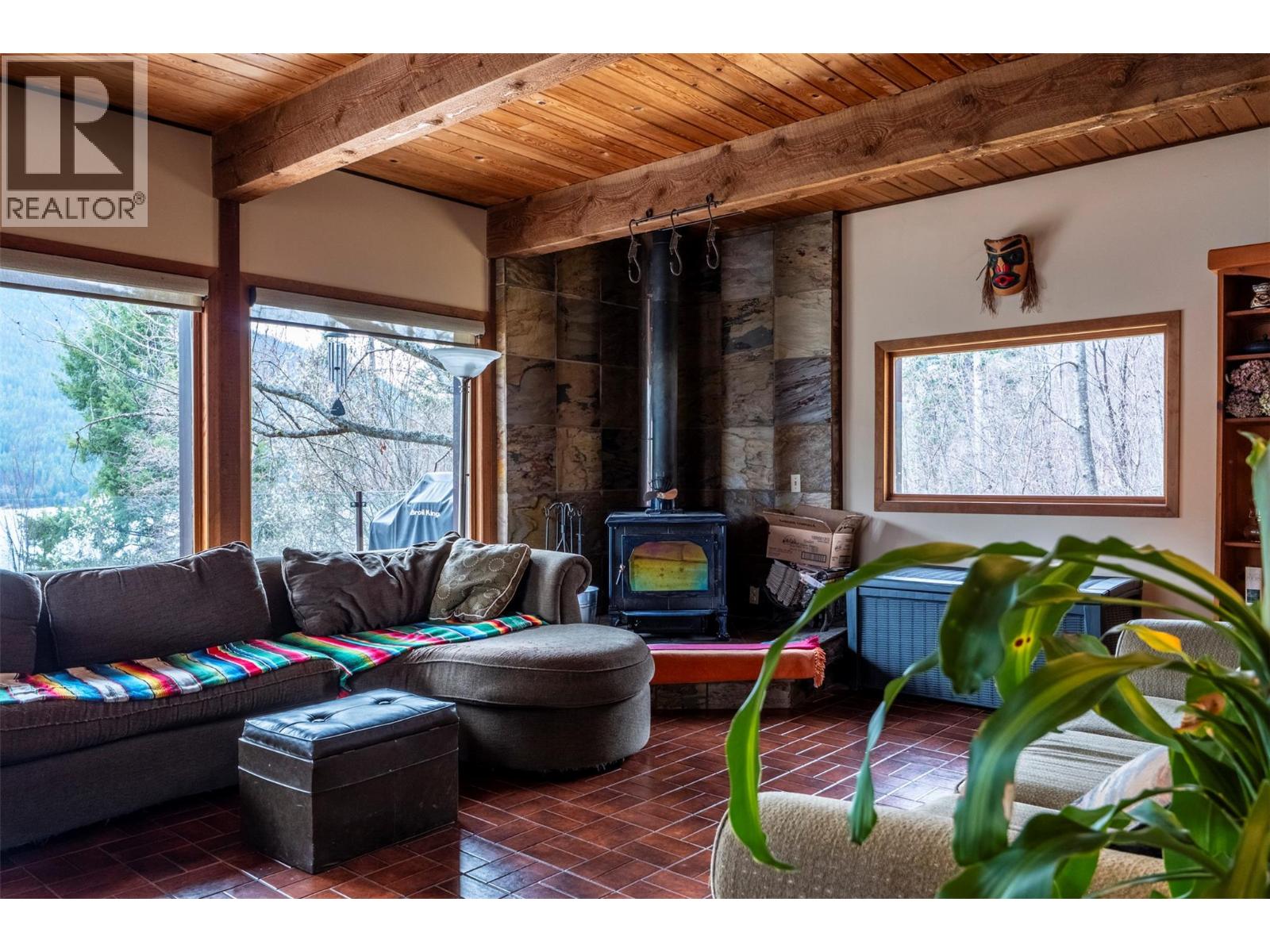3169 Bainbridge Road - 68