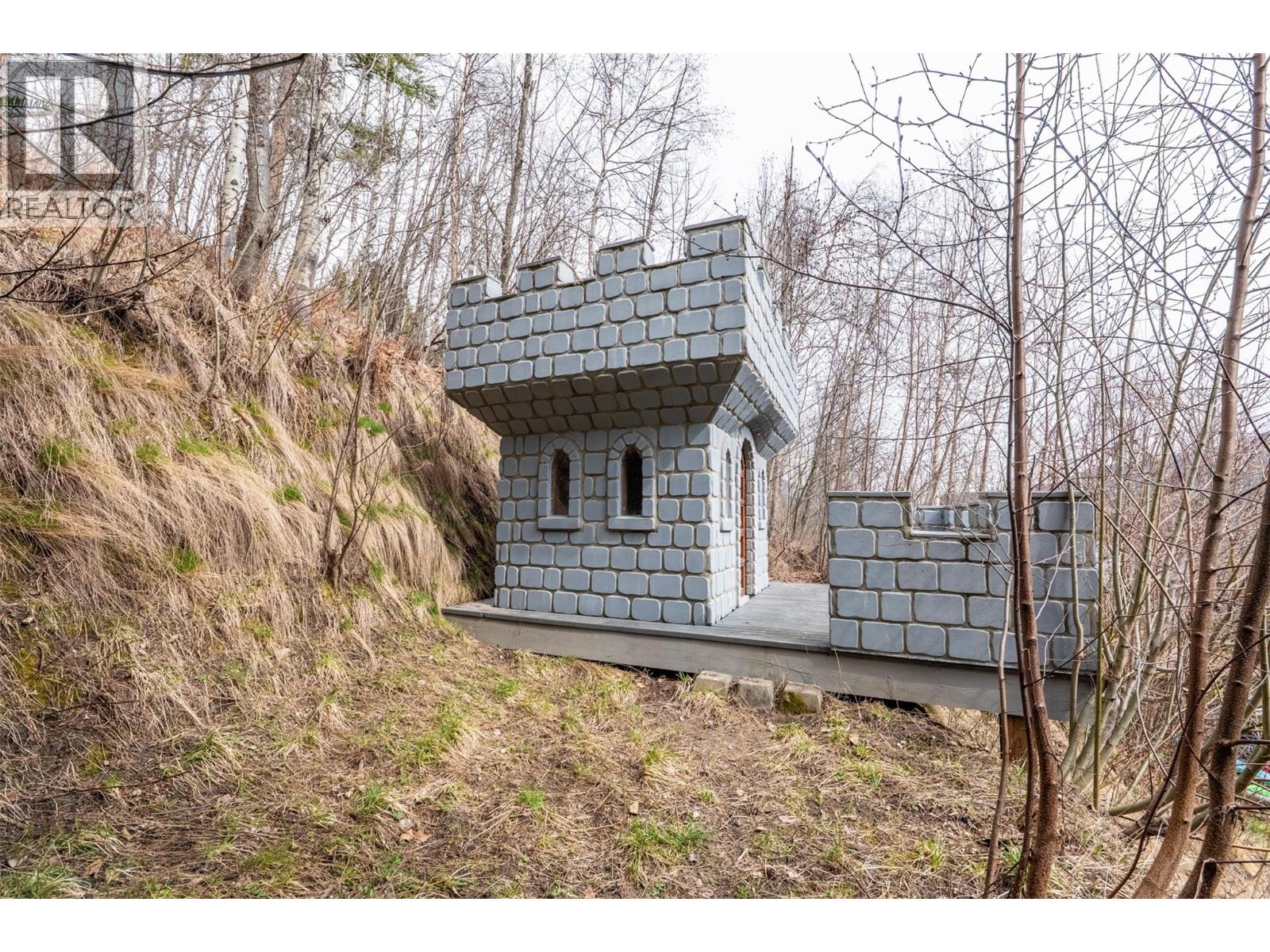 3169 Bainbridge Road - 75