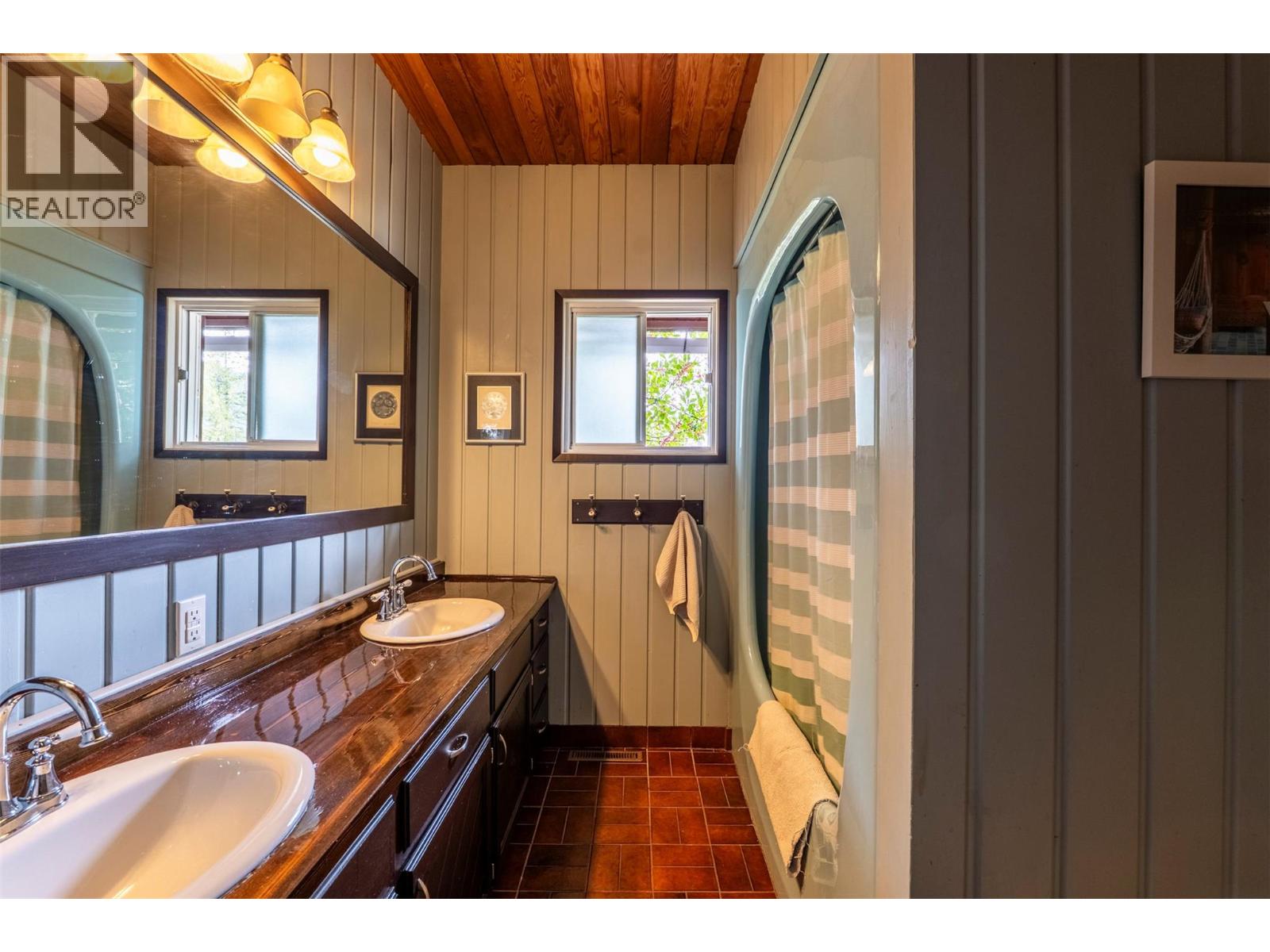 3169 Bainbridge Road - 58