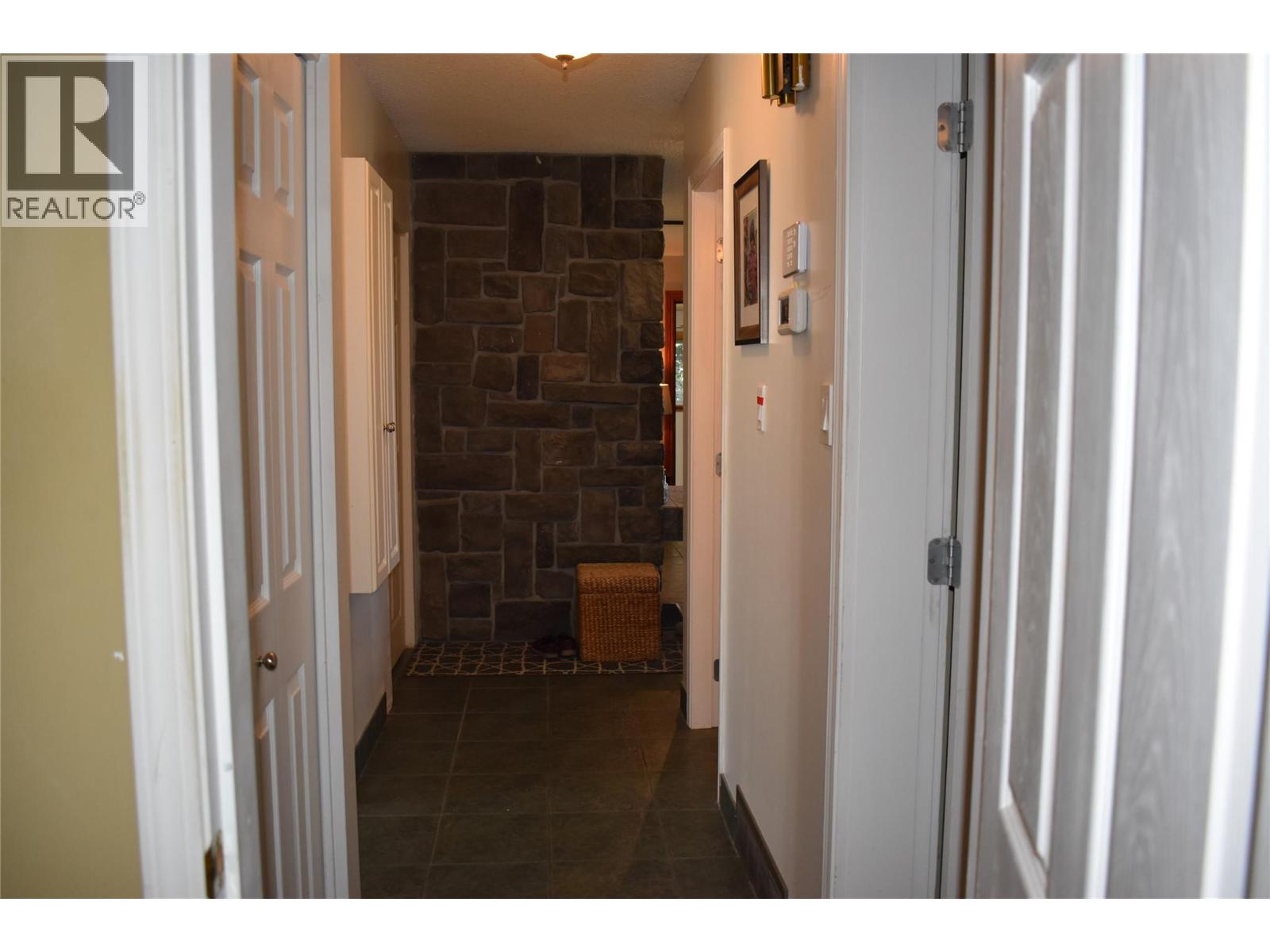 326 Adamson Drive, Penticton