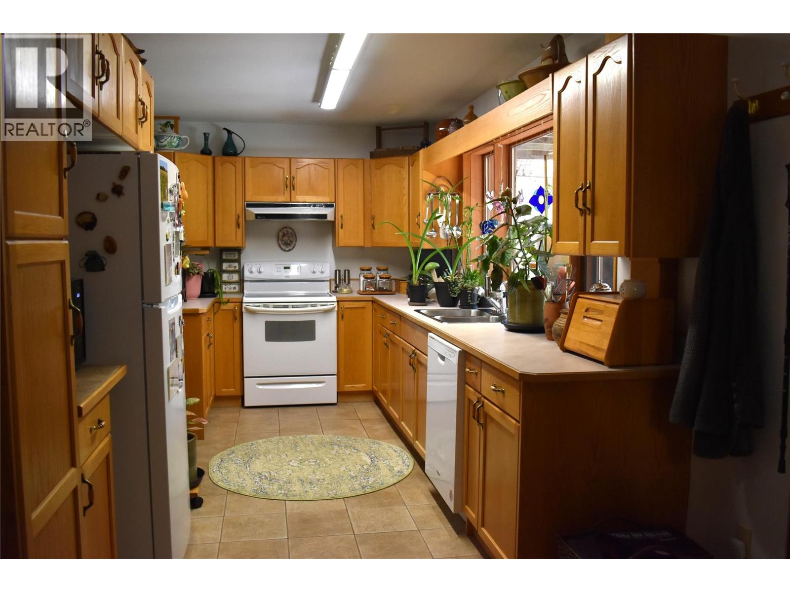 326 Adamson Drive, Penticton