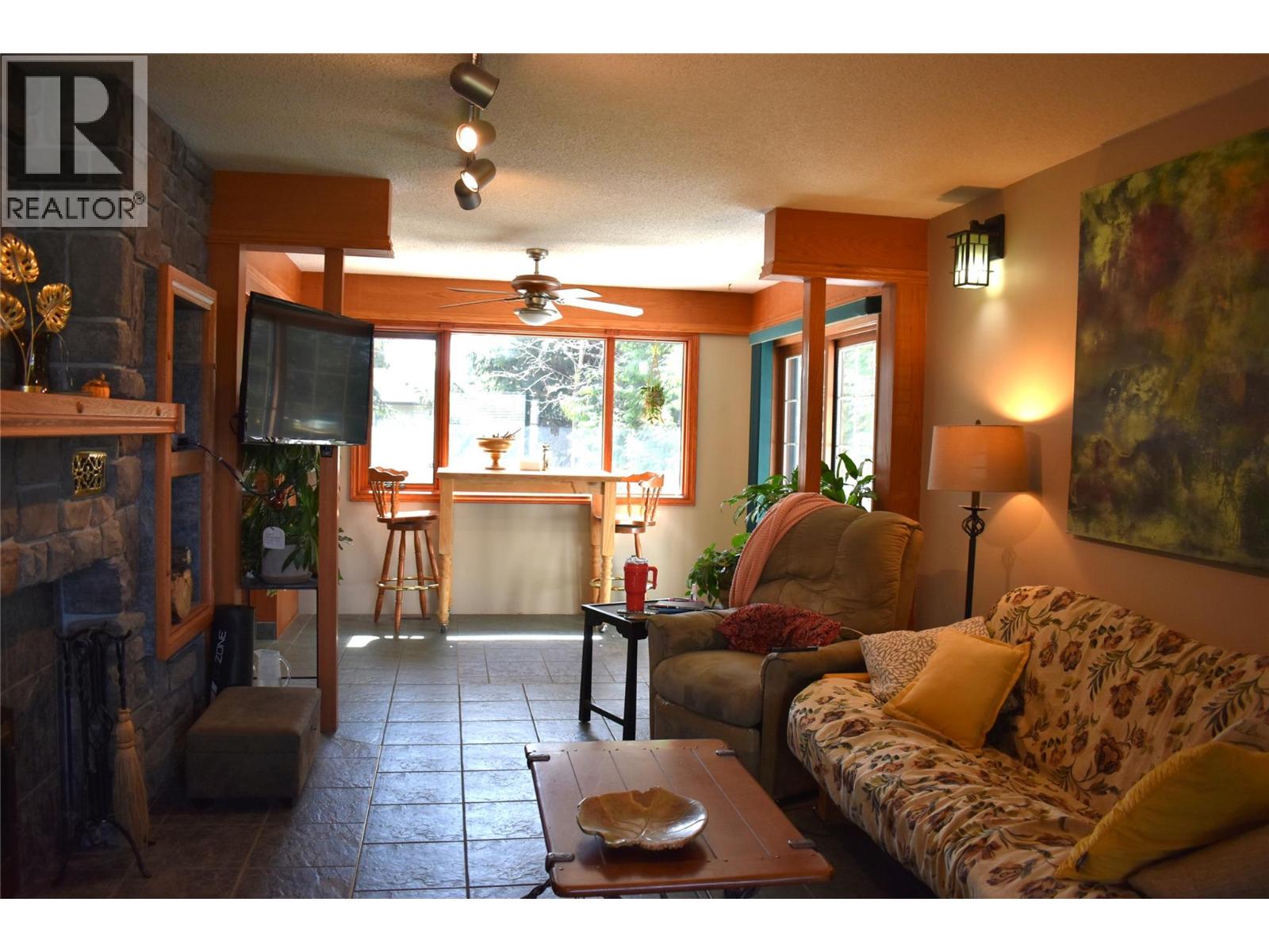 326 Adamson Drive, Penticton