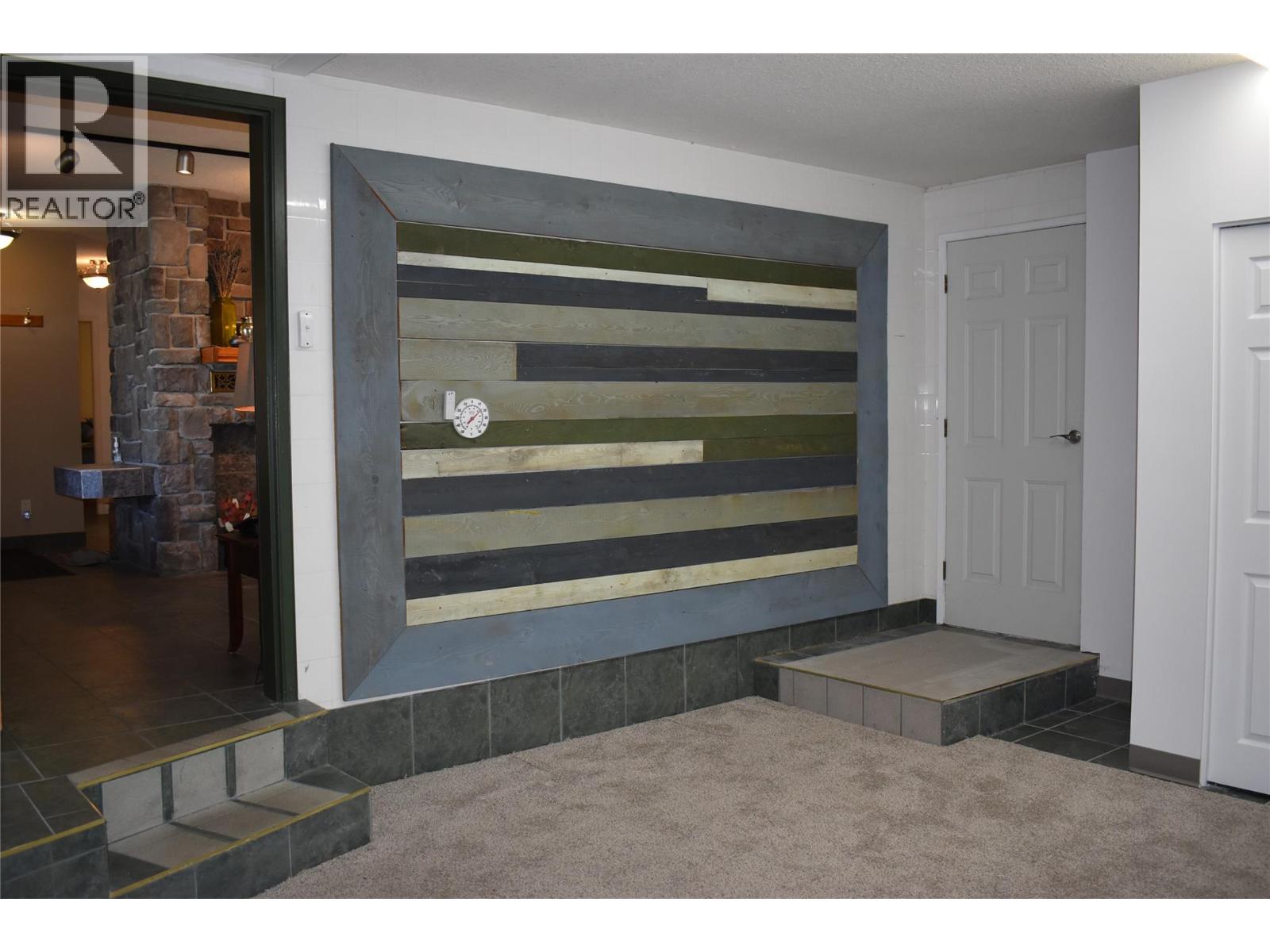 326 Adamson Drive, Penticton