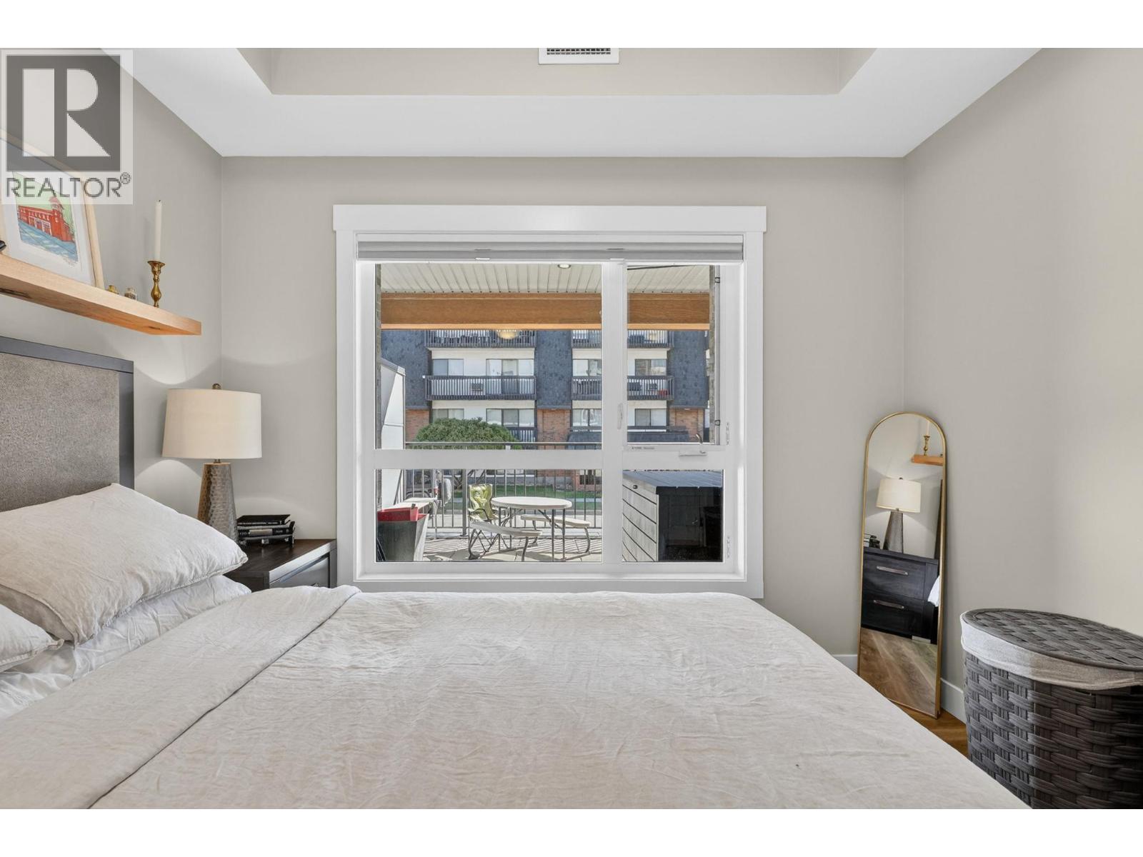 #108 1883 WATER STREET - 17