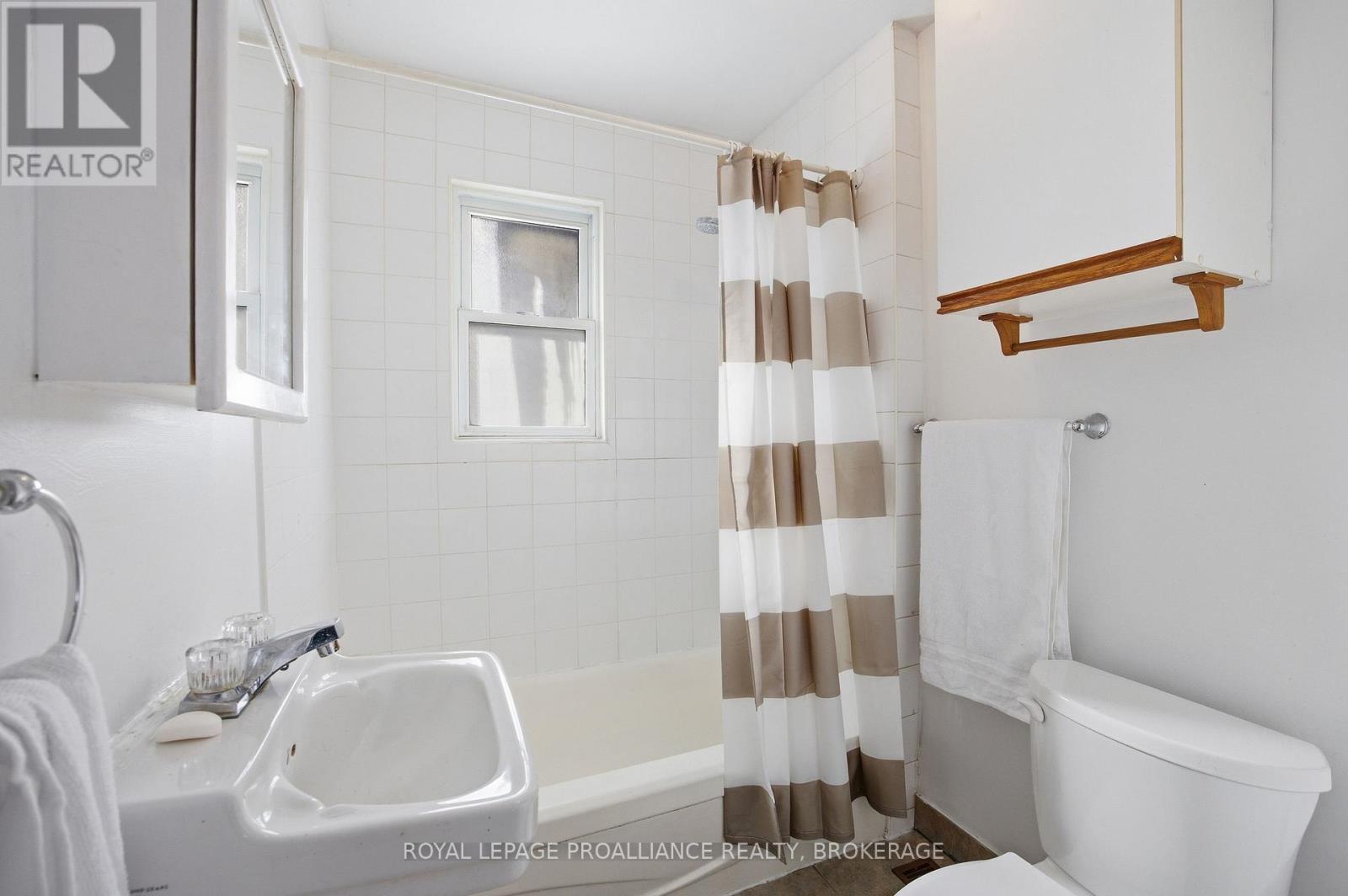 80 JOSEPH STREET — photo 25