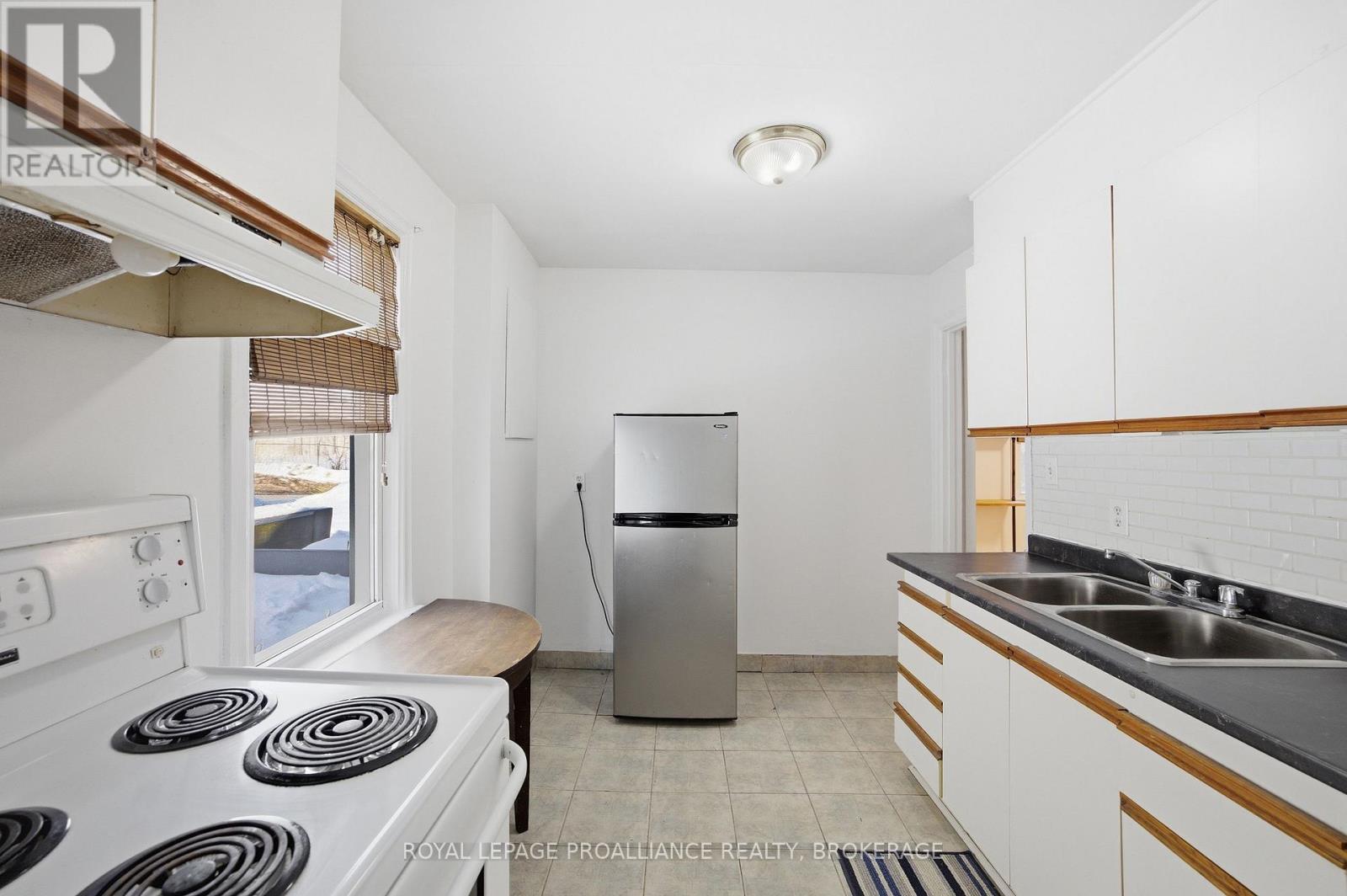 80 JOSEPH STREET — photo 27
