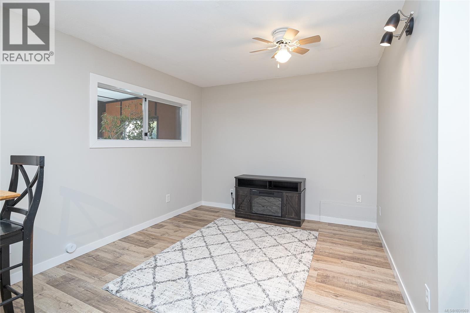 6435 LOGANBERRY PL - 26