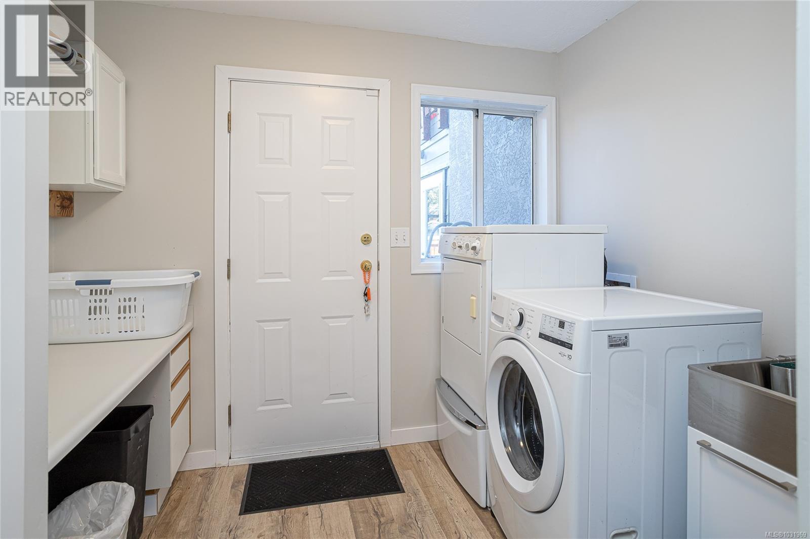 6435 LOGANBERRY PL - 33