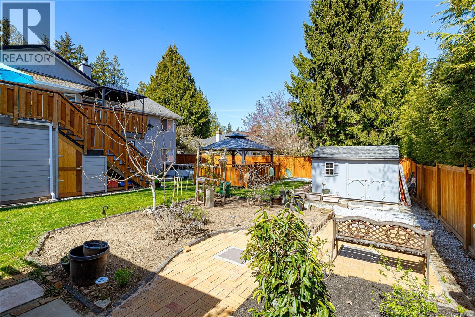 6435 Loganberry Pl - 41