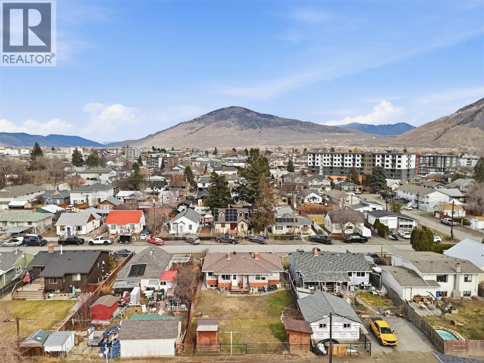 421/423 Alexander Avenue — photo 32