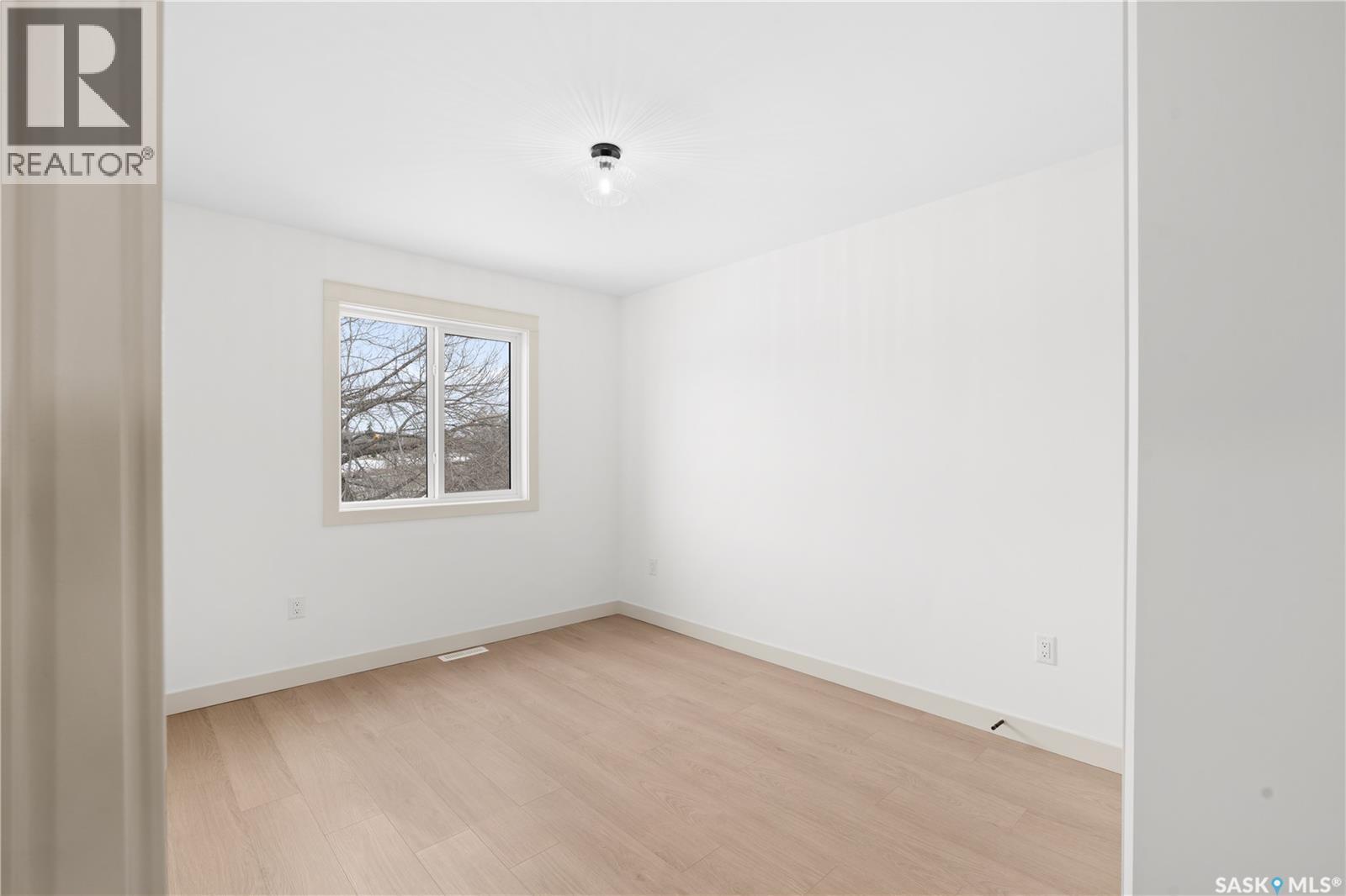 426 Empress STREET - 41