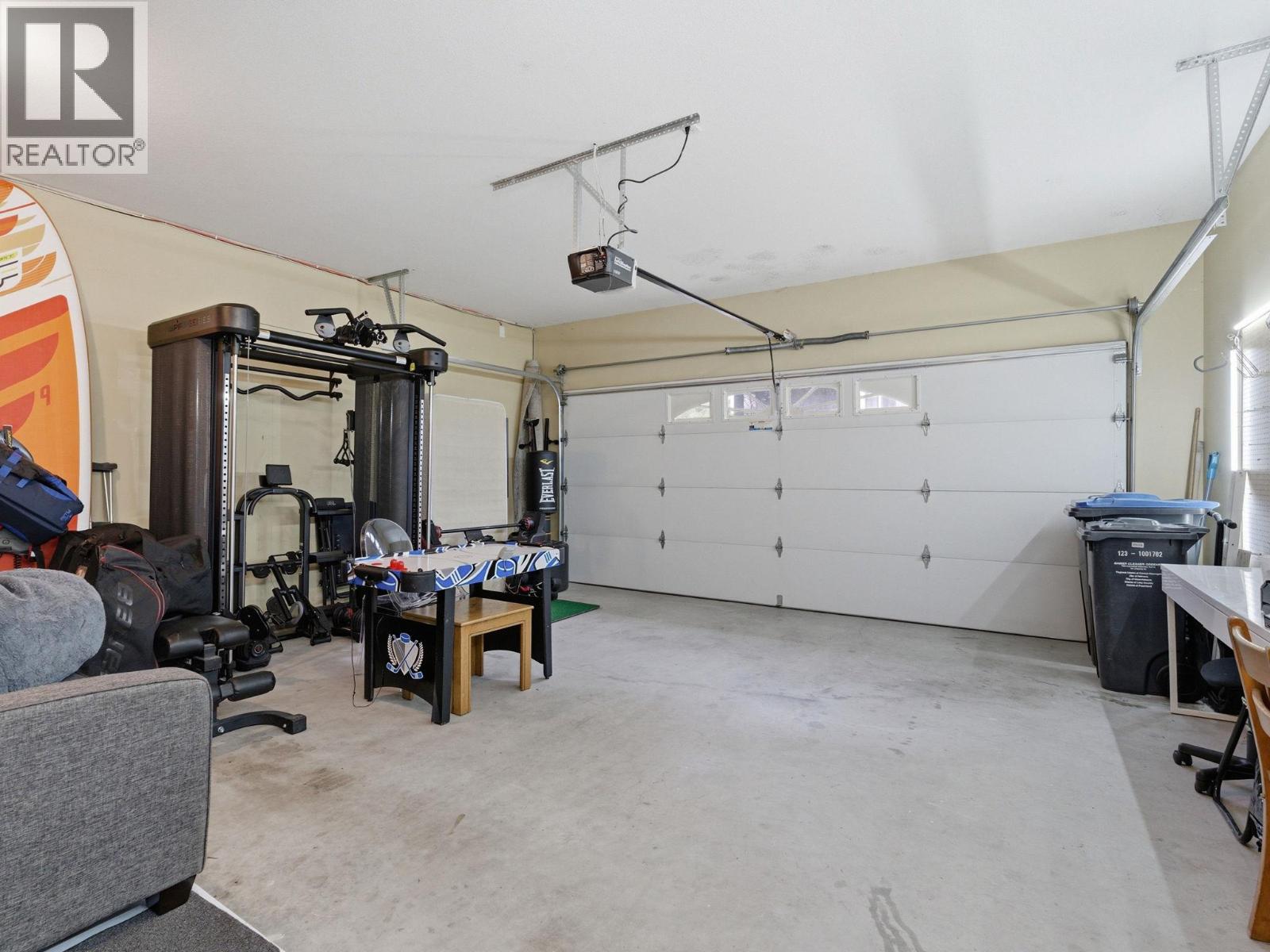 #8 2100 BOUCHERIE ROAD - 23