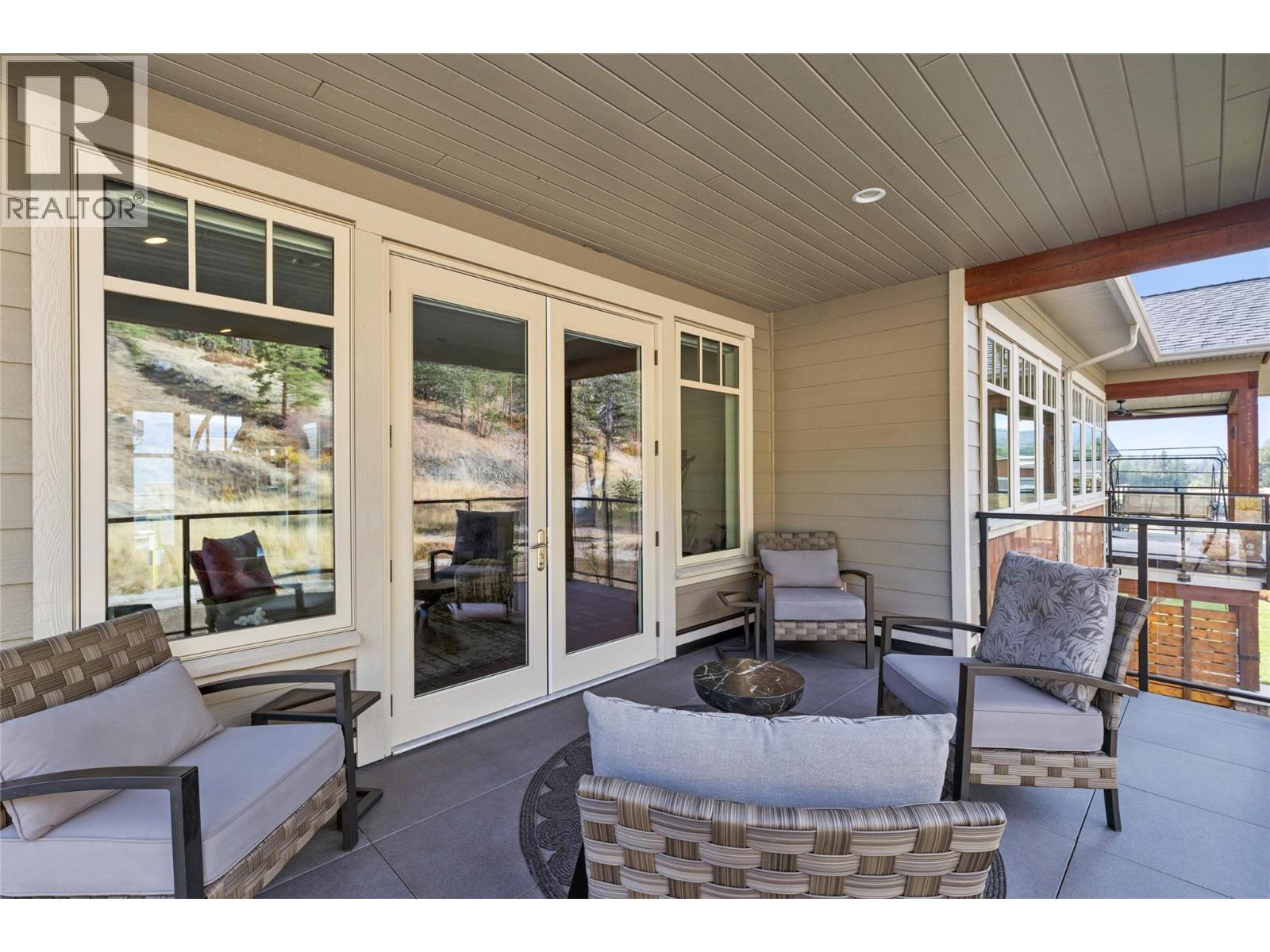 4000 Redstone Crescent Unit# 221, Peachland